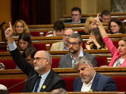 Votación en el pleno del Parlament. En vídeo, el Gobierno impugnará las resoluciones del Parlament.