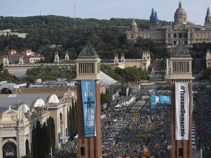 Una de las acciones del Tsunami Democrático, durante el pasado 11 de septiembre en Barcelona. En vídeo, segundo aniversario del 1-O.