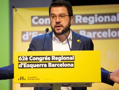 El vicepresidente de la Generalitat, Pere Aragonès, interviene en el congreso de la federación de Barcelona de ERC. En vídeo, el independentismo se distancia en precampaña.