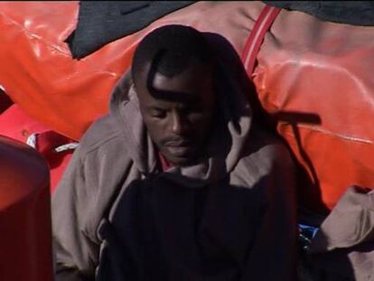 Rescatados 19 inmigrantes en el Estrecho