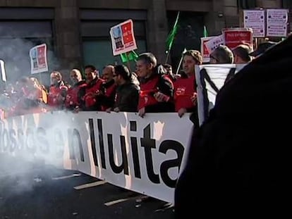 Nuevo revés a los funcionarios catalanes que en 2013 también pierden una extra