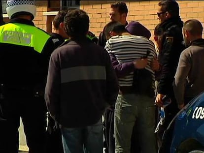 Detenido por matar supuestamente con un hacha a su mujer de 43 años en Écija