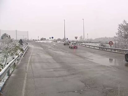 La nieve pone en alerta naranja la sierra