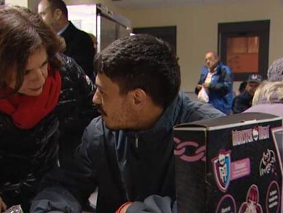 Las personas sin hogar hablan español