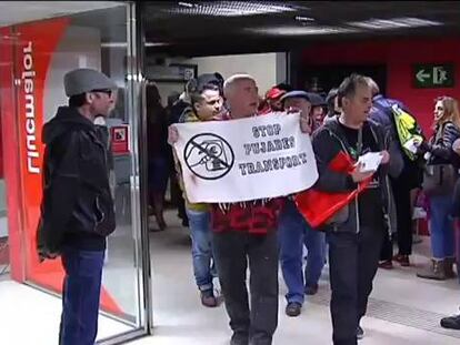 Stop Subidas Transporte extiende una nueva protesta a 30 estaciones de metro