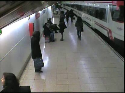 Un juez prohíbe acercarse a los trenes a dos grafiteros acusados de 46 delitos