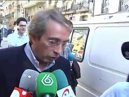 Soriano responde a los periodistas sobre el intento de rapto.