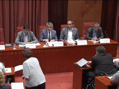 El Parlament pide por unanimidad que Pujol acuda a explicar el fraude fiscal