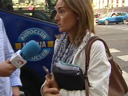 Un camión sin conductor hiere a una mujer y arrolla a seis vehículos