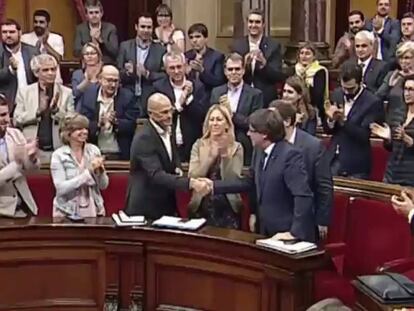 En directo | Puigdemont obtiene la confianza del Parlament con 72 votos a favor y 63 en contra