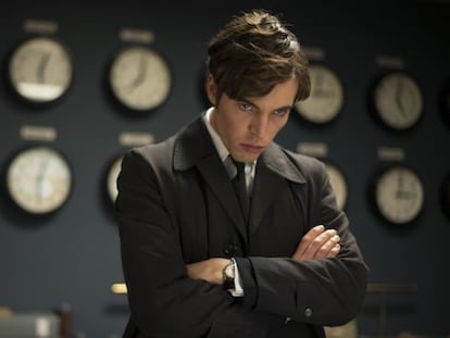 El actor Tom Hughes, en 'The Game'. Vídeo: Clip exclusivo de la serie.