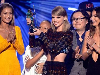 Taylor Swift se alza como nueva reina de los premios MTV