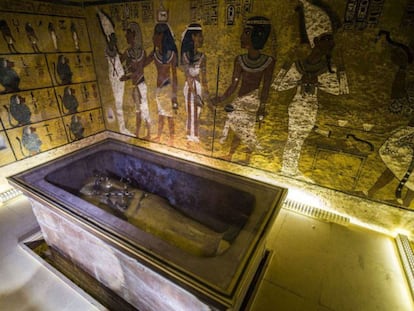 Vista del sarcófago de Tutankamón en Luxor.