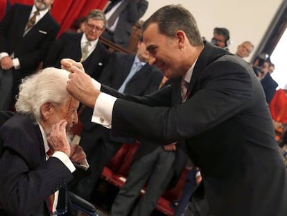 El Rey entrega a Del Paso el Premio Cervantes.