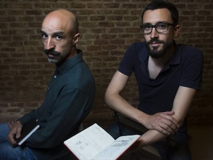 Jesús Carrasco y Javi Rey conversan sobre la adaptación de 'Intemperie' a la novela gráfica.