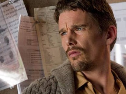 Ethan Hawke, en 'Regresión'.