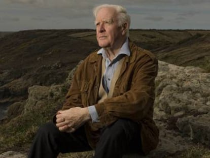 John le Carré, en su casa de Cornualles en 2008.