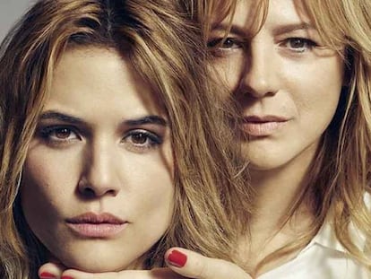 Adriana Ugarte y Emma Suárez, en una imagen de promoción de 'Julieta'.