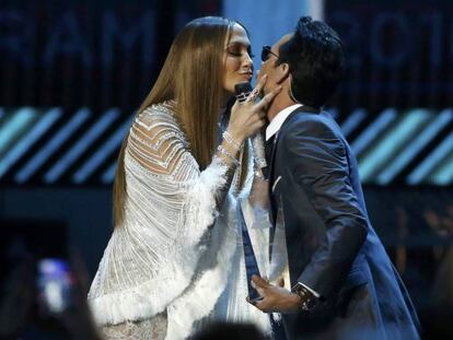 Marc Anthony y Jennifer López, juntos en los Grammy Latinos.