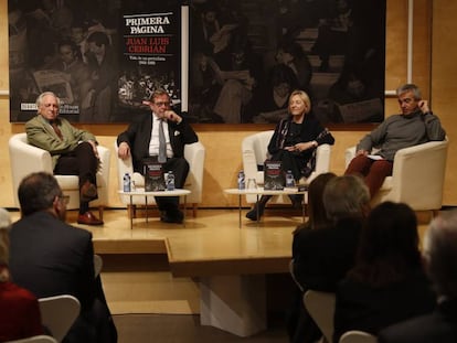 De izquierda a derecha, José álvarez Junco, Juan Luis Cebrián, Soledad Puertolas y Carles Francino, durante la presentacion.