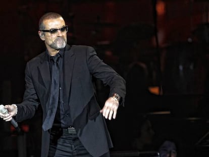 George Michael en el Palacio de los Deportes de Madrid durante la gira europea de Symphonica de 2011.