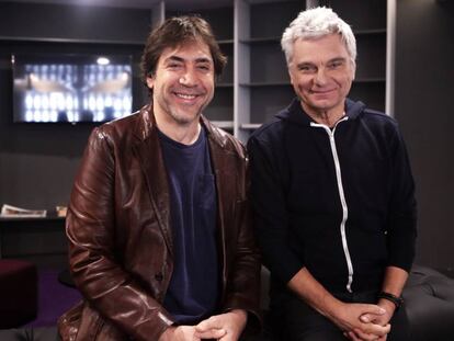 Bardem y Sans, en la redacción de EL PAÍS.