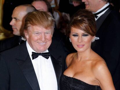 Donald y Melania Trump en los Oscar de 2011. En vídeo, el portavoz de la Casa Blanca dice que no cree que el presidente vaya a ver la ceremonia de los Oscar.