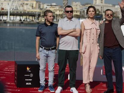 De izquierda a derecha, Emilio Palacios, Lino Escalera, Nathalie Poza y Juan Diego, en el Festival de Cine de Málaga.