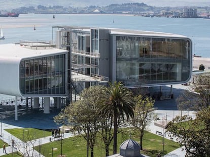 Una imagen del Centro Botín, proyectado por Renzo Piano. En vídeo, una recreación en 3D del edificio.