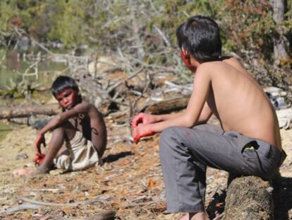 Niños en guerra civil