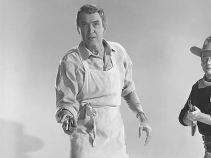 James Stewart y John Wayne, durante el rodaje de 'El hombre que mató a Liberty Valance'.