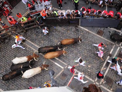 Dos heridos en un vistoso y rápido encierro de San Fermín