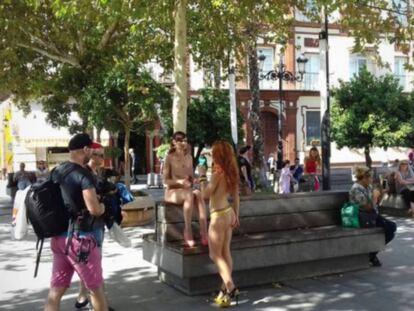 Un momento de la grabación en la Puerta de Jerez de Sevilla el pasado sábado.