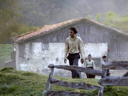 Fotograma de 'Handia', película con 13 nominaciones a los Premios Goya.