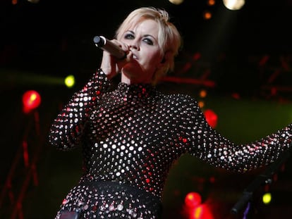 (Foto: Dolores O'Riordan, en diciembre de 2012 en Belgrado, Serbia. Srdjan Stevanovic / WireImage).