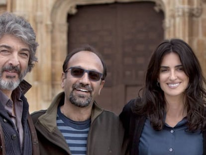 Darín, Farhadi, Cruz y Bardem, en el rodaje de 'Todos lo saben'.