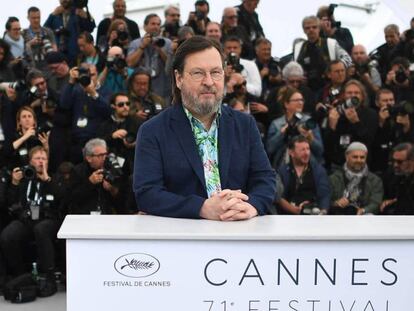 El director Lars Von Trier tras la presentación de su película 'La casa que Jack construyó', el martes en Cannes. En vídeo, tráiler de la película.