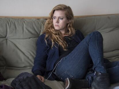 ‘Heridas abiertas’, el viaje hacia la oscuridad de Amy Adams