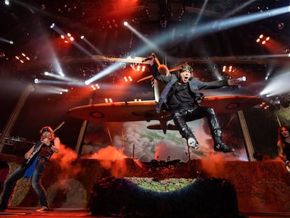 Iron Maiden, durante un concierto en Tallin, en Estonia, el pasado 26 de mayo.