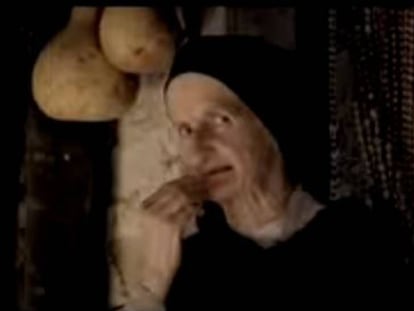 Foto: Antonia Cruells, la abuela de la fabada Litoral. Vídeo: Anuncios protagonizados por Cruells.