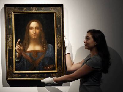 'Salvator Mundi', atribuido a Leonardo da Vinci. En vídeo, la polémica respecto a la autoría de la obra.