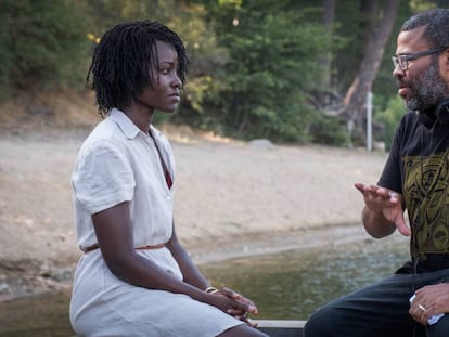 Lupita Nyong'o y Jordan Peele, en el rodaje de 'Nosotros'. En vídeo, tráiler de la película.