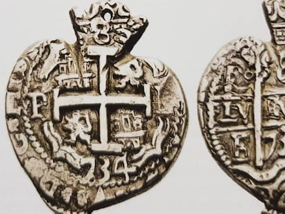 Una muestra de las monedas macuquinas en Potosí.