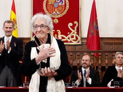 Ida Vitale tras recibir el premio Cervantes.