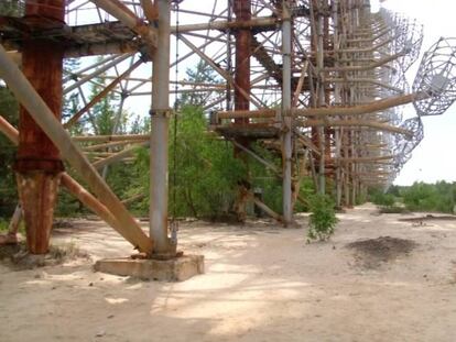Turistas visitando la zona del desastre nuclear de Chernóbil. En vídeo, el éxito de la serie impulsa el turismo en la ciudad ucraniana.