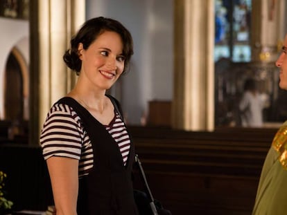 Phoebe Waller-Bridge (izquierda) en la segunda temporada de 'Fleabag'. En vídeo, tráiler de la temporada.