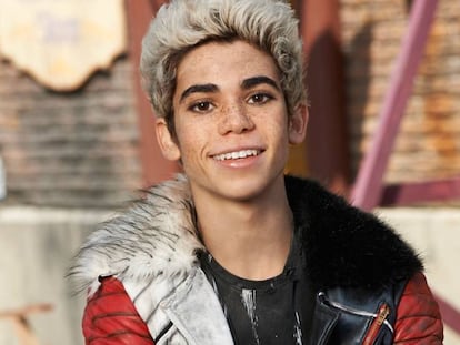 El actor Cameron Boyce, caracterizado en su papel de Carlos en 'Los Descendientes'. En vídeo, declaraciones del actor sobre la fama.