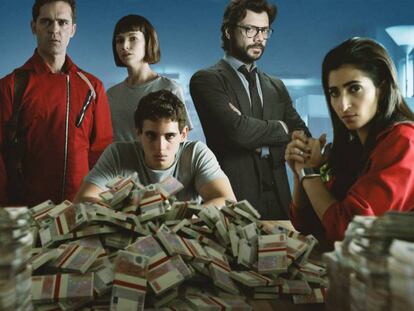 En vídeo, el nuevo episodio de 'Lo está petando', con los protagonistas de la Casa de Papel hablando de la tercera temporada de la serie.