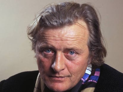 El actor Rutger Hauer, en 1996 durante el Festival Internacional de Cine Fantástico de Gerardmer (Francia). En vídeo, su famoso papel en la película 'Blade Runner'.