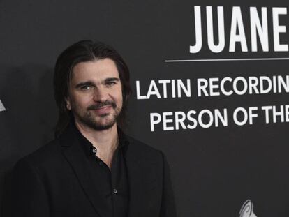 Juanes llega al homenaje de Persona del Año, el miércoles en Las Vegas. En vídeo, resumen del homenaje.